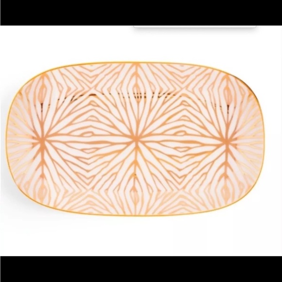 NEW Talianna Lilypad Catchall Tray - Picture 2 of 3